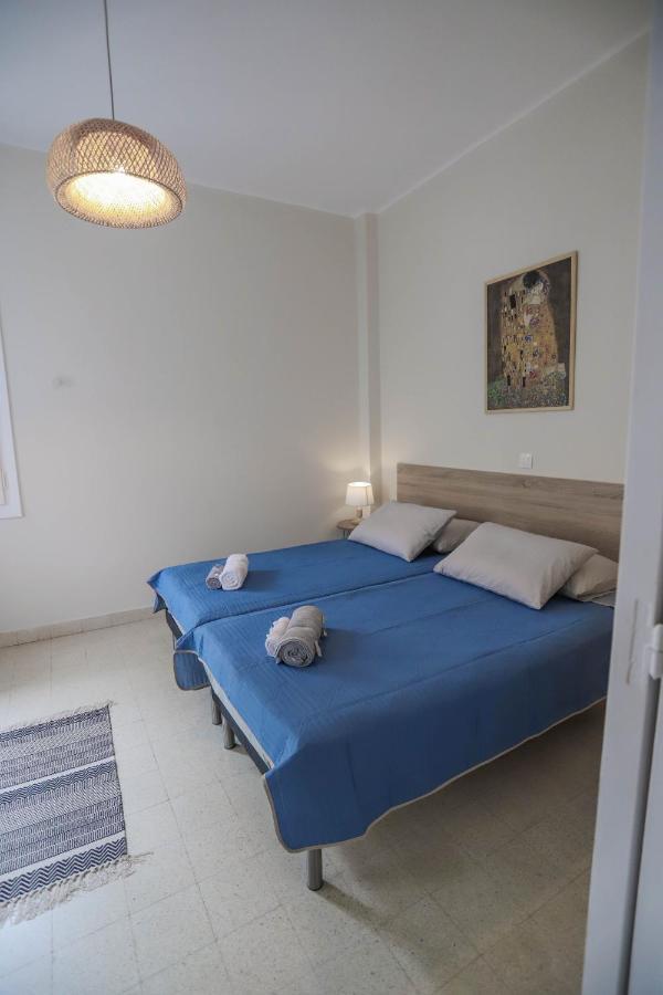 Traditional Town Garden Apartment Rhodes City Exteriör bild