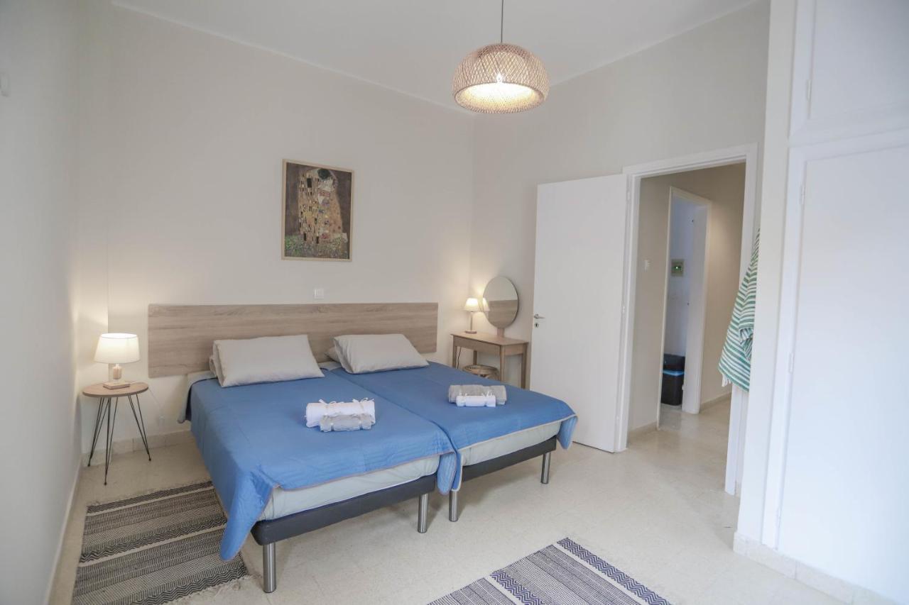 Traditional Town Garden Apartment Rhodes City Exteriör bild