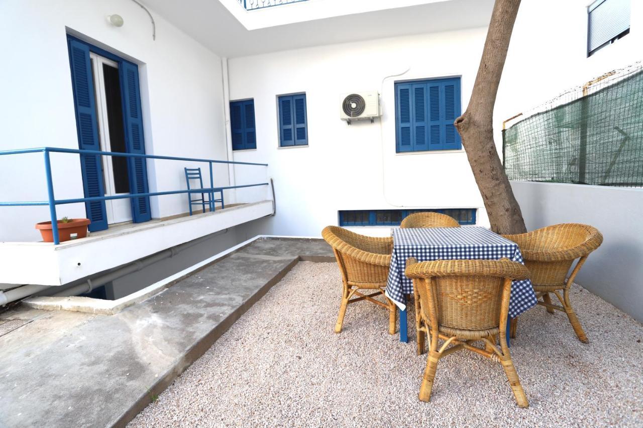 Traditional Town Garden Apartment Rhodes City Exteriör bild